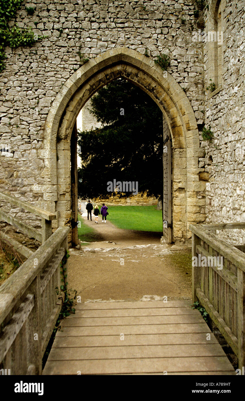 UK Wales Gwent le château de Chepstow porte Banque D'Images