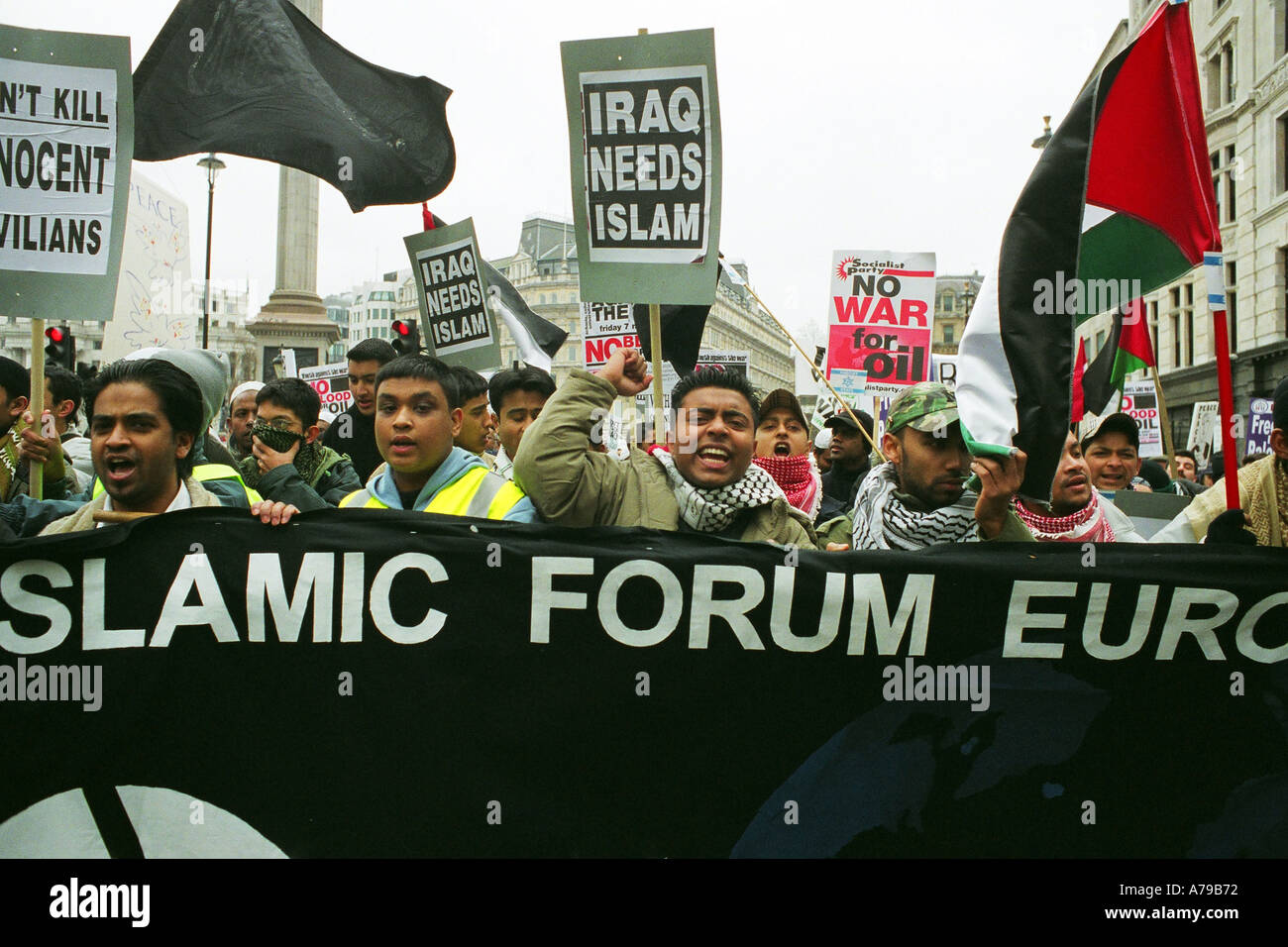 Manifestation organisée par la coalition contre la guerre à Londres pour protester contre la guerre en Irak, le 15 février 2003. Banque D'Images