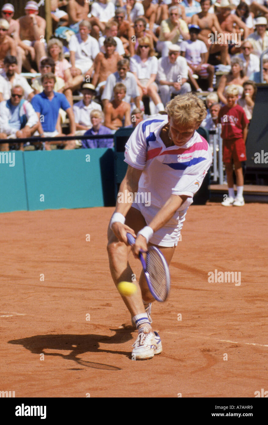 Jonas Svensson lors de jouer dans la Coupe Davis, la Suède Bostad Banque D'Images