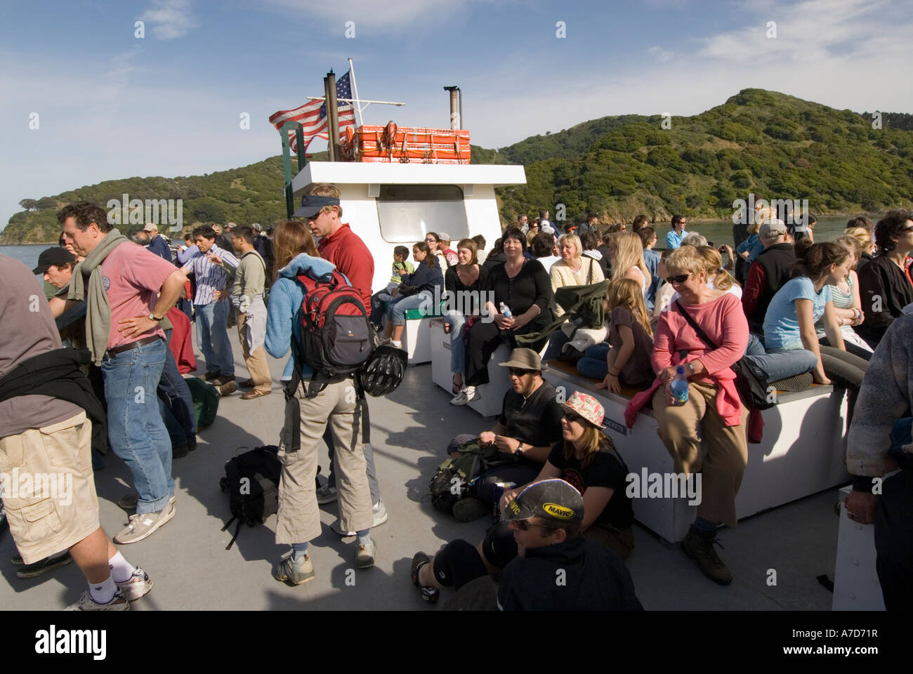 En ferry de l'Angel Island à Tiburon dans la baie de San Francisco CA Californie après le voyage de jour à Angel Island State Park Banque D'Images