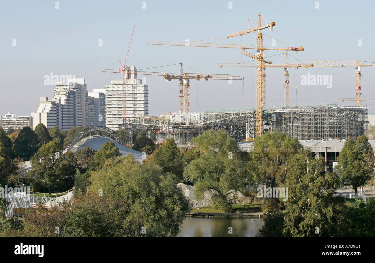 Munich, GER, 18. Octobre 2005 - Les travaux de construction au monde de BMW à Munich. Banque D'Images