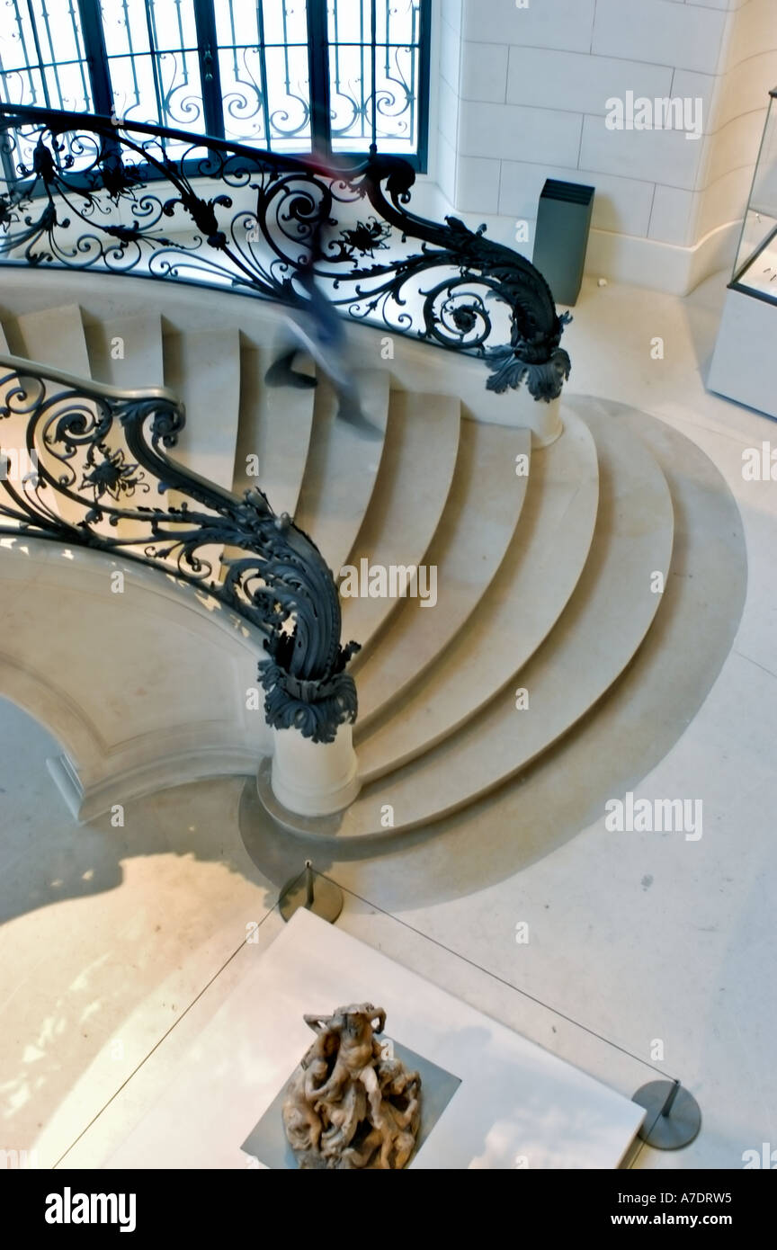 Paris France, intérieur Winding Marble Stairway in Museum le 'petit Palais' 'Musée des Beaux Arts de la ville de Paris' escalier vide, exposition Banque D'Images