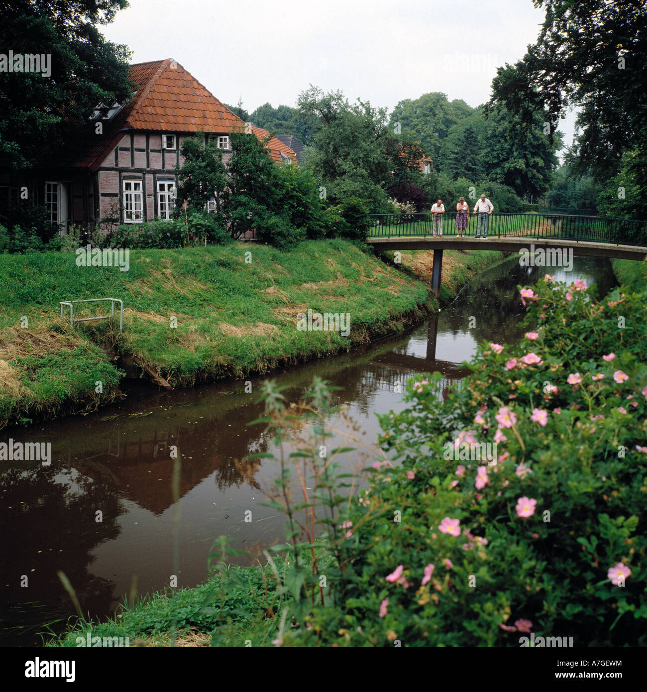 Dans Woerpe idylllische Flusslandschaft der Lilienthal bei Bremen, Allemagne Banque D'Images