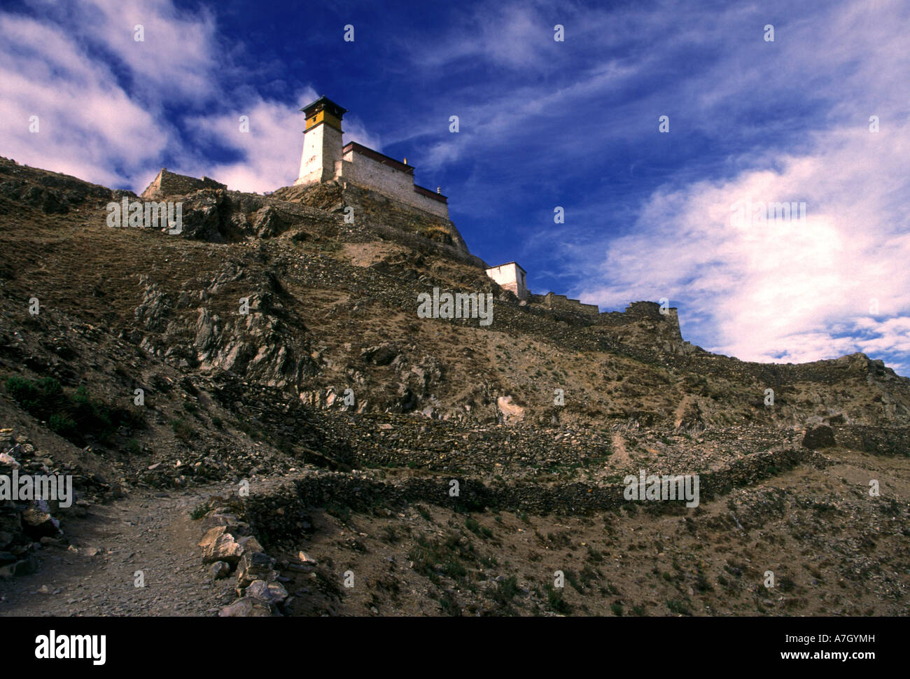Yumbu Lakang Palace, palais, premier monastère bouddhiste, près de ville de Tsedang, Yarlung Valley, dans la région autonome du Tibet, Tibet, Chine, Asie Banque D'Images
