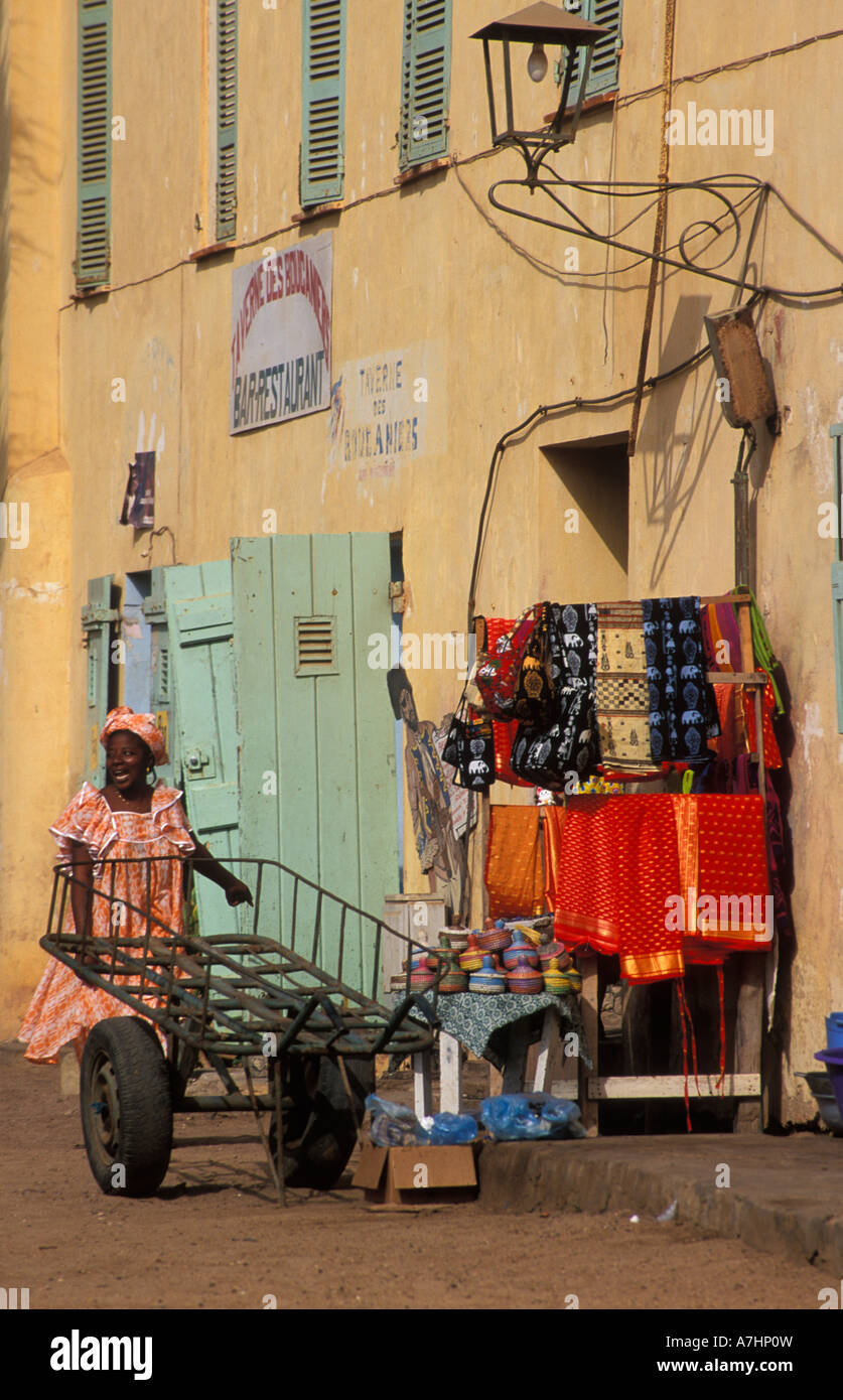 Boutique de souvenirs l'île de Gorée au Sénégal Banque D'Images