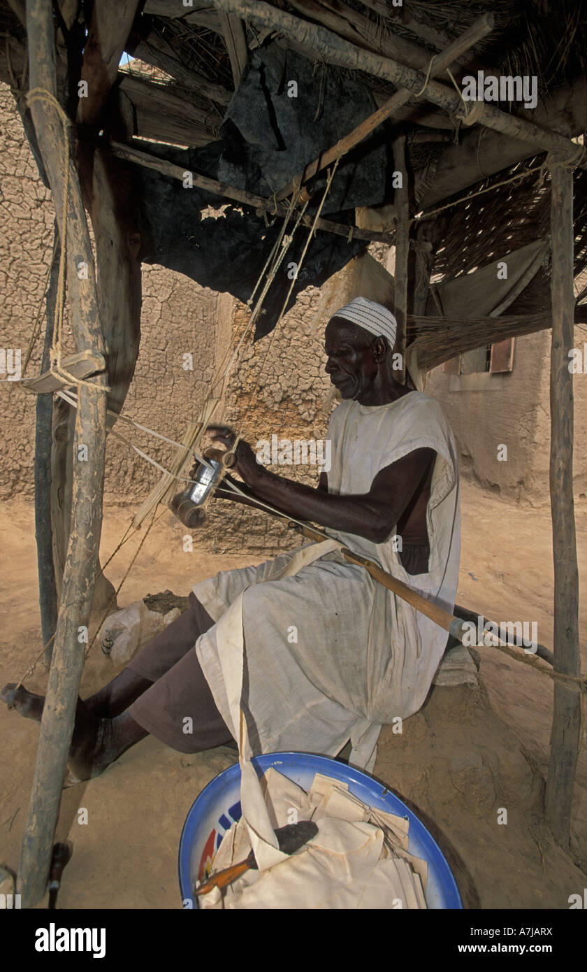 Weaver traditionnel, Djenné, Mali Banque D'Images