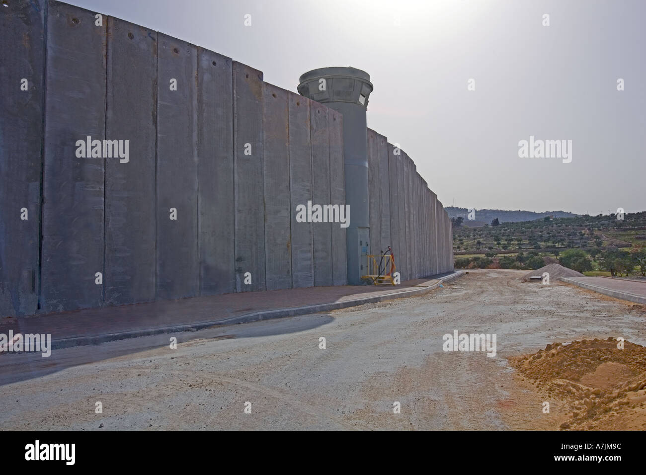 Israël Bethléem le mur construit par Israël sera 425 pieds de long et 25 pieds de hauteur quatre fois plus long et deux fois plus Banque D'Images