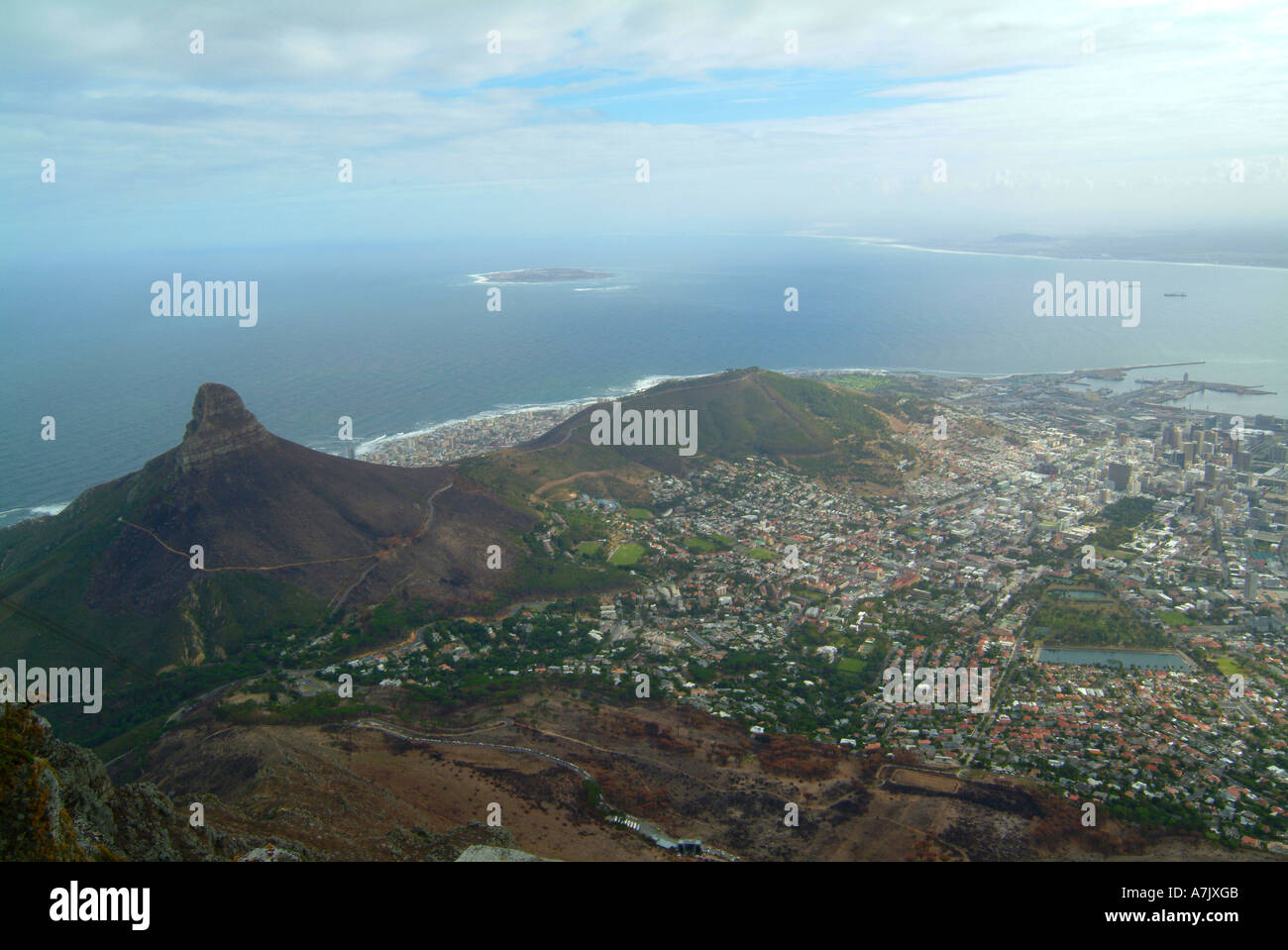 Vue aérienne de la ville du Cap et Signal Hill à partir de la Table Mountain, Cape Province Afrique du Sud Banque D'Images