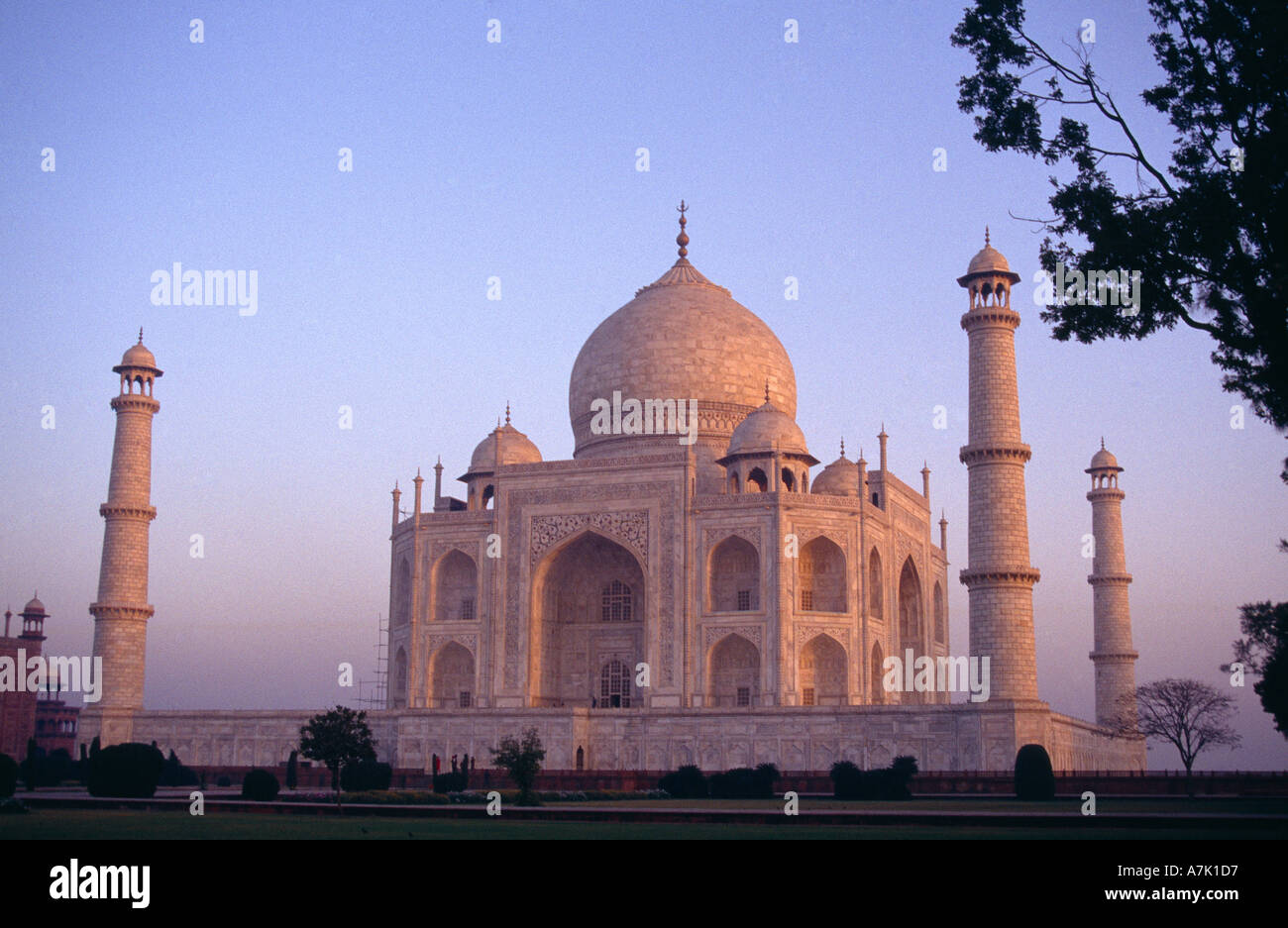 Inde Agra Taj Mahal Dawn Banque D'Images