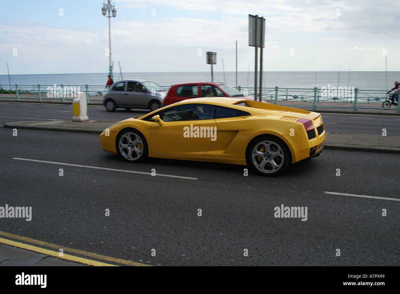 Lamborghini Murcielago sur le front de mer de Brighton Banque D'Images