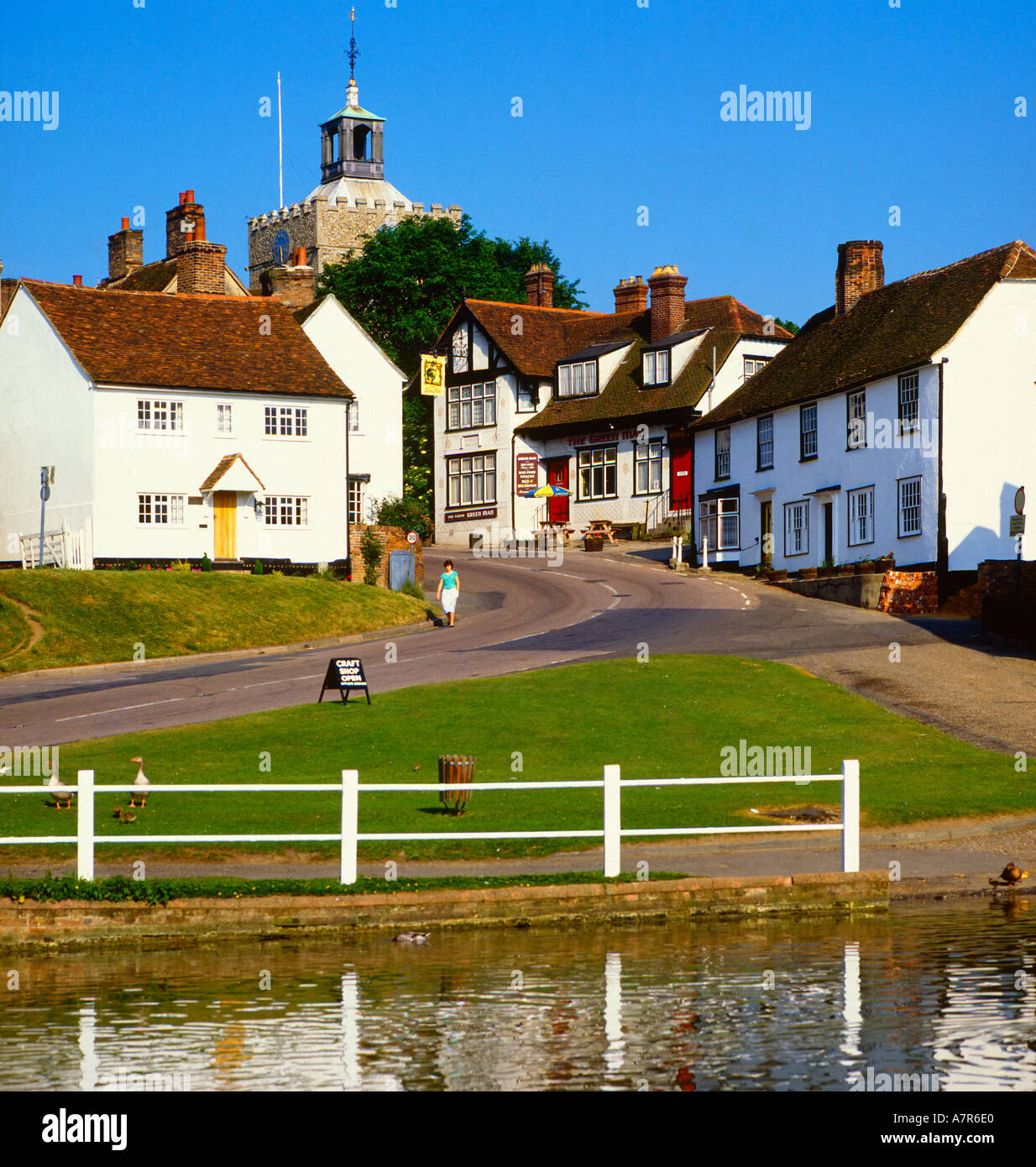 La place du village et l'Église Finchingfield Essex UK Banque D'Images