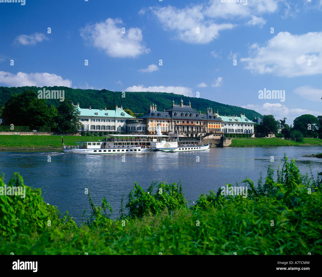 Excursion en bateau dans la rivière, fleuve de l'Elbe, Dresde, Saxe, Allemagne Banque D'Images