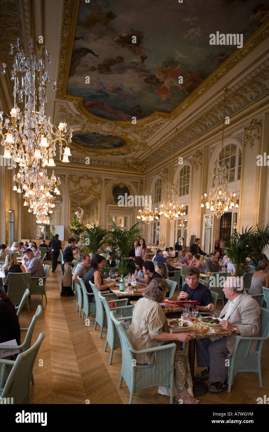 Restaurant at musee dorsay Banque de photographies et d’images à haute ...
