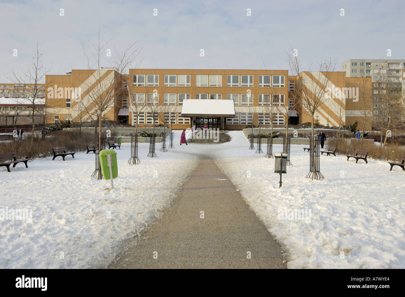 Gymnazium de Paul Anthony Samuelson photographié sur l'hiver de 2005 Banque D'Images