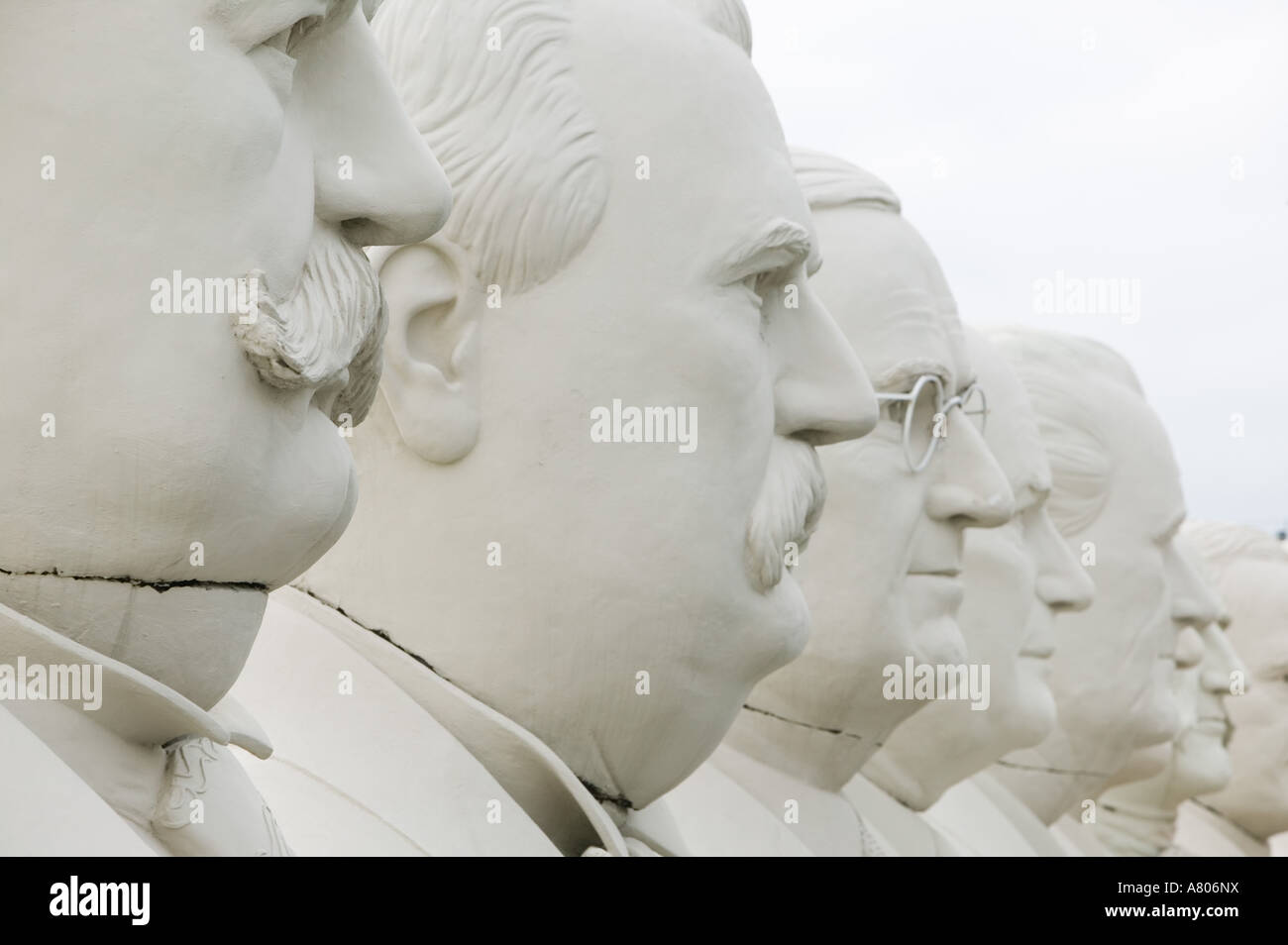 États-unis, TEXAS, Houston : grande tête présidentielle américaine des sculptures de l'artiste David Adickes. Banque D'Images