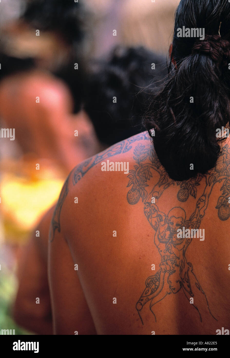 Body Tattoo, le Tiki Village Polynésien, Moorea, Polynésie Française Banque D'Images