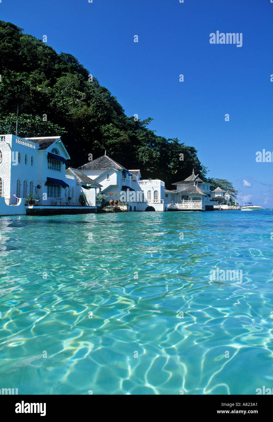 Crystal Cove, côte nord-est de la Jamaïque Banque D'Images