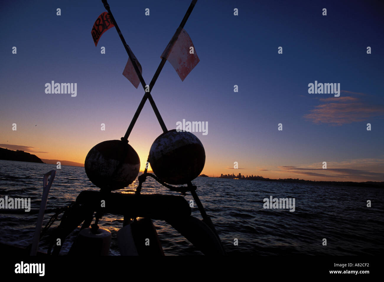 La Californie, San Francisco Bay, le hareng voile à l'aube Banque D'Images
