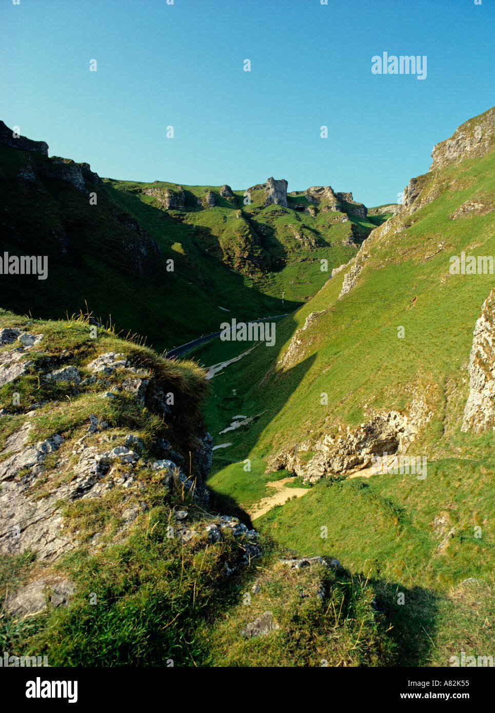 Angleterre Derbyshire Peak District Castleton Forcella Staulanza Banque D'Images