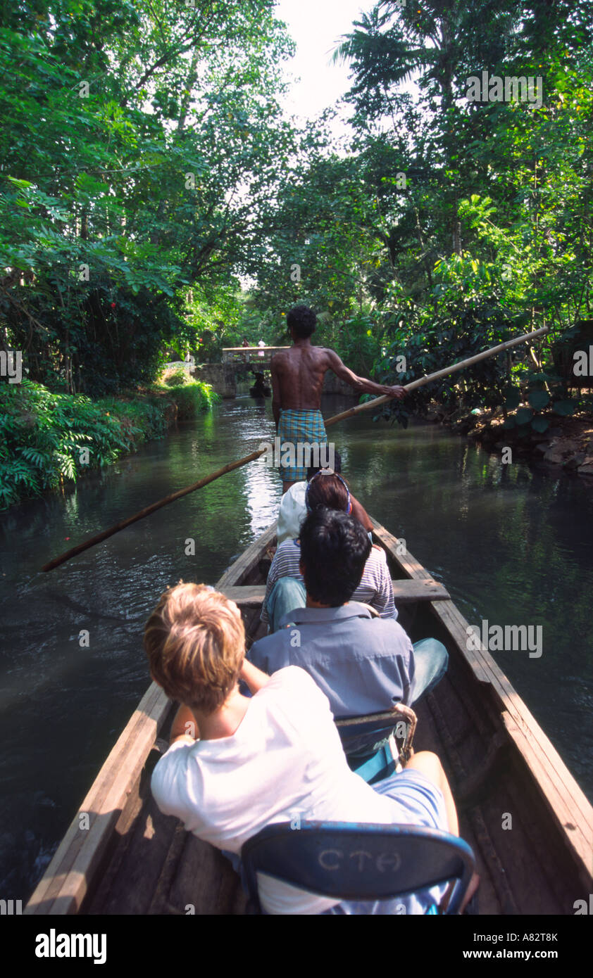 L'Inde Kerala backwaters en bateau Visite touristique Banque D'Images