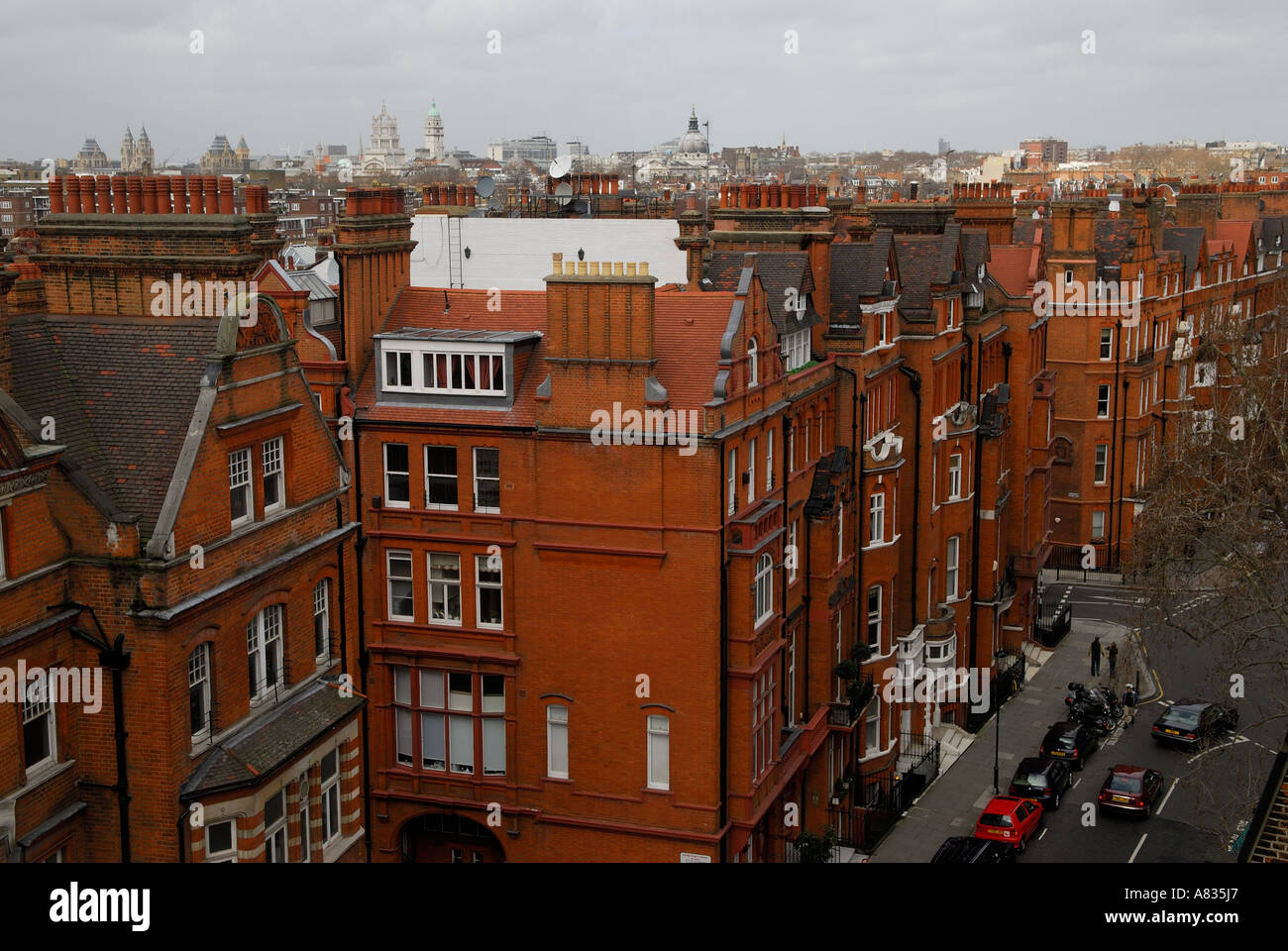 Horizon de Londres toit de manoir victorien bloc donnant au nord de Chelsea Londres Angleterre Royaume-Uni HOMER SYKES Banque D'Images