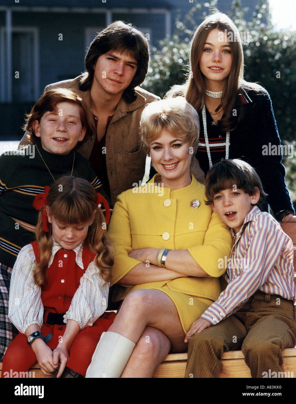 Nous TANZE séries télé 1970 à1974 avec Shirley Jones en jaune et David Cassidy haut à gauche Banque D'Images