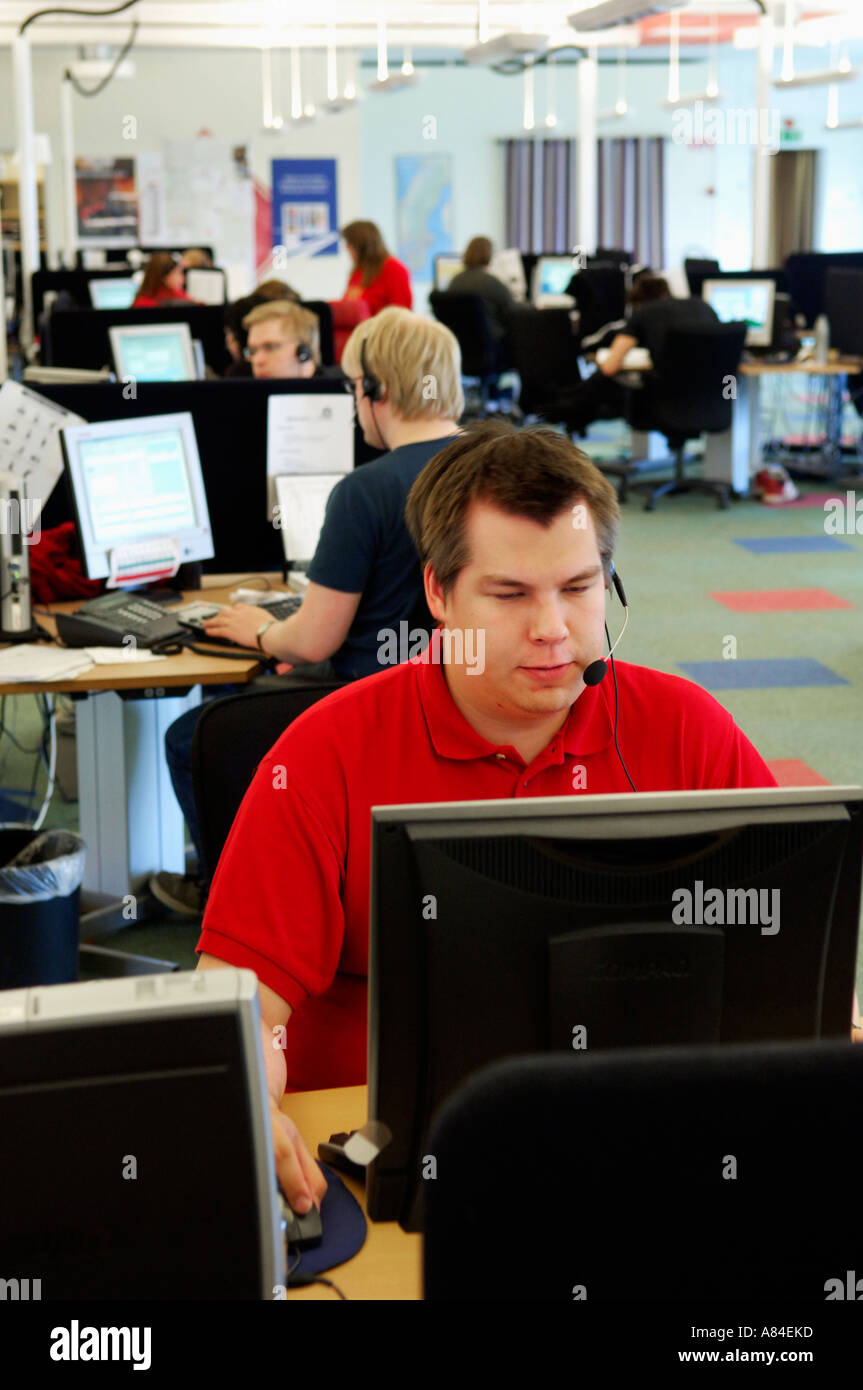 Le personnel du centre d'appels multipartites à Gällivare, dans le nord de la Suède Banque D'Images