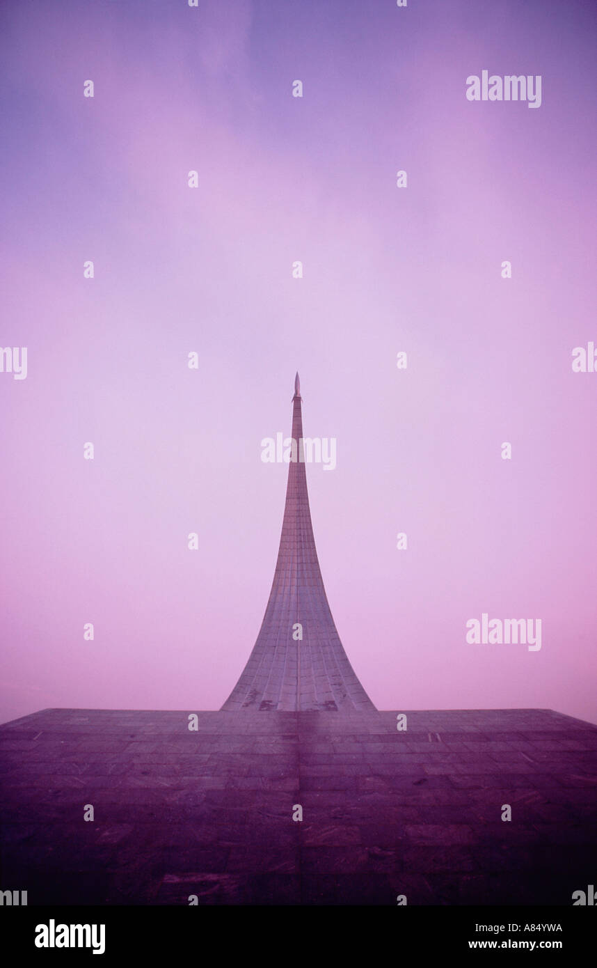 La Russie. Moscou. Monument des conquérants de l'espace. Banque D'Images