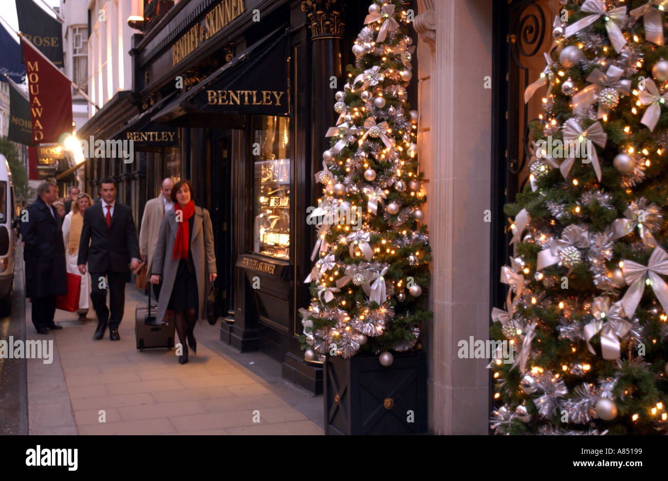 Bond Street, des boutiques à Noël Banque D'Images