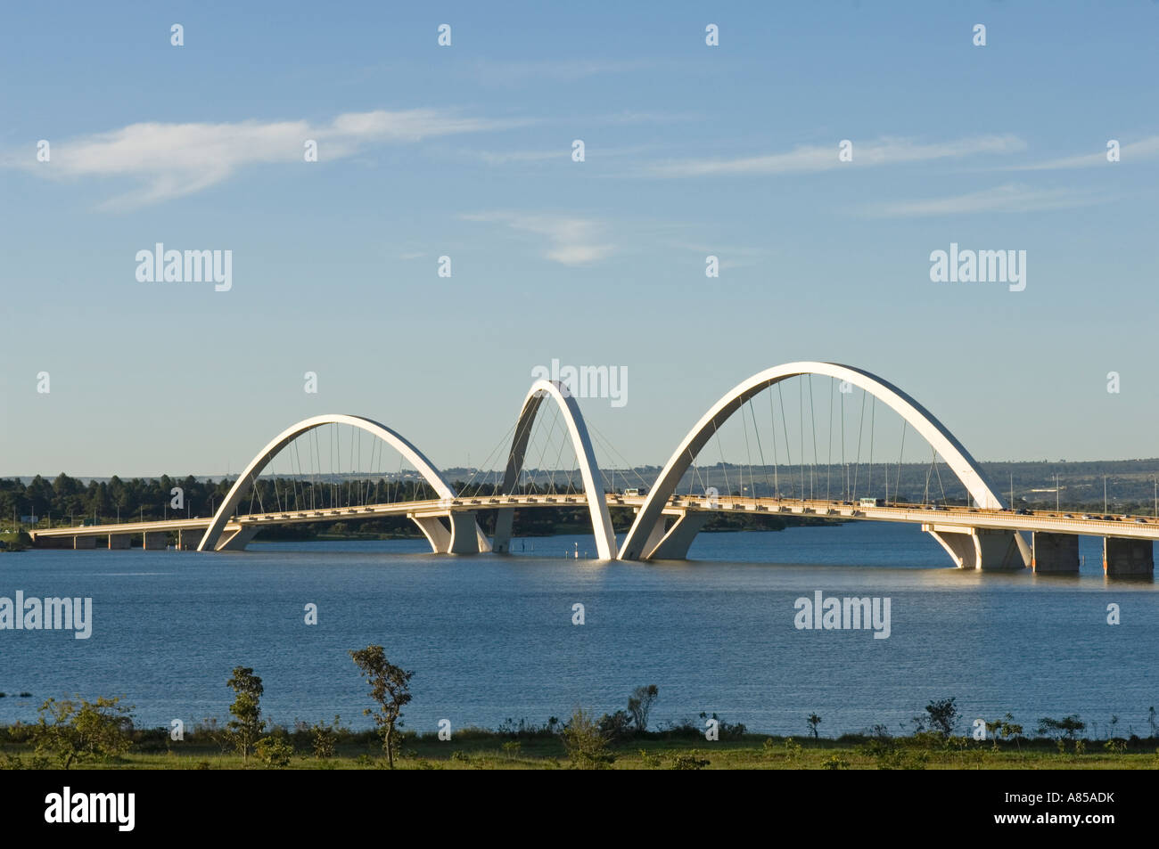 Une vue sur le pont JK (Président Juscelino Kubitschek bridge) à Brasilia. Banque D'Images