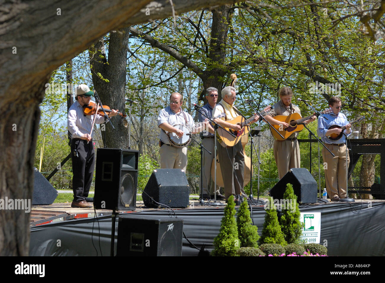 Bluegrass band divertir la foule à l'International Kite Festival de la Culture et de Georgetown Kentucky USA Banque D'Images