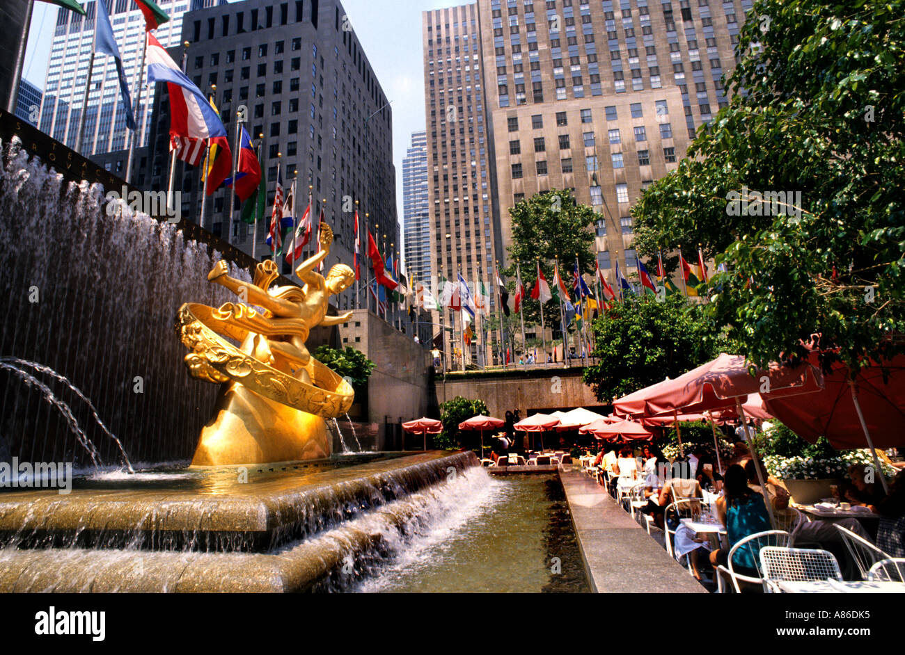 Manhattan New York Rockefeller Plaza statue de Prométhée Dieu du Feu Banque D'Images