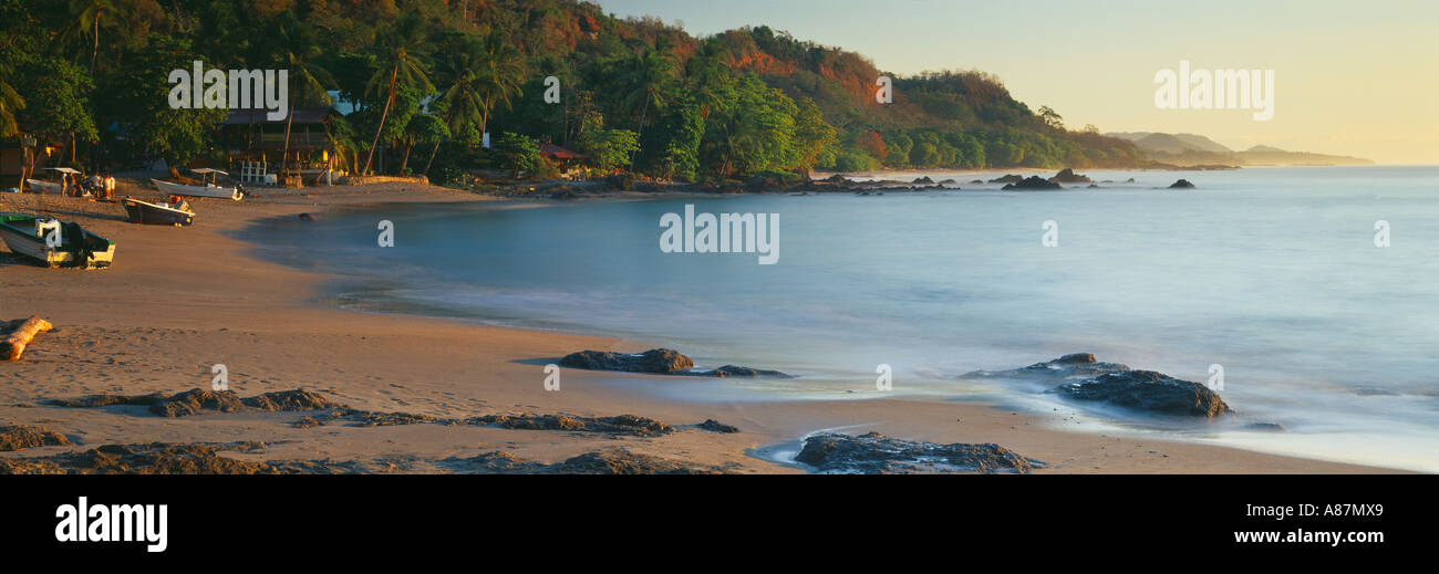 Sur La Plage Playa Montezuma Péninsule De Nicoya Au Costa