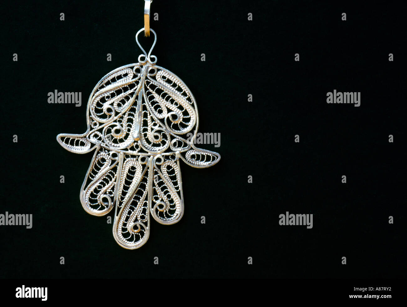 Main de Fatma Pendentif Bijoux islamique Islam Banque D'Images