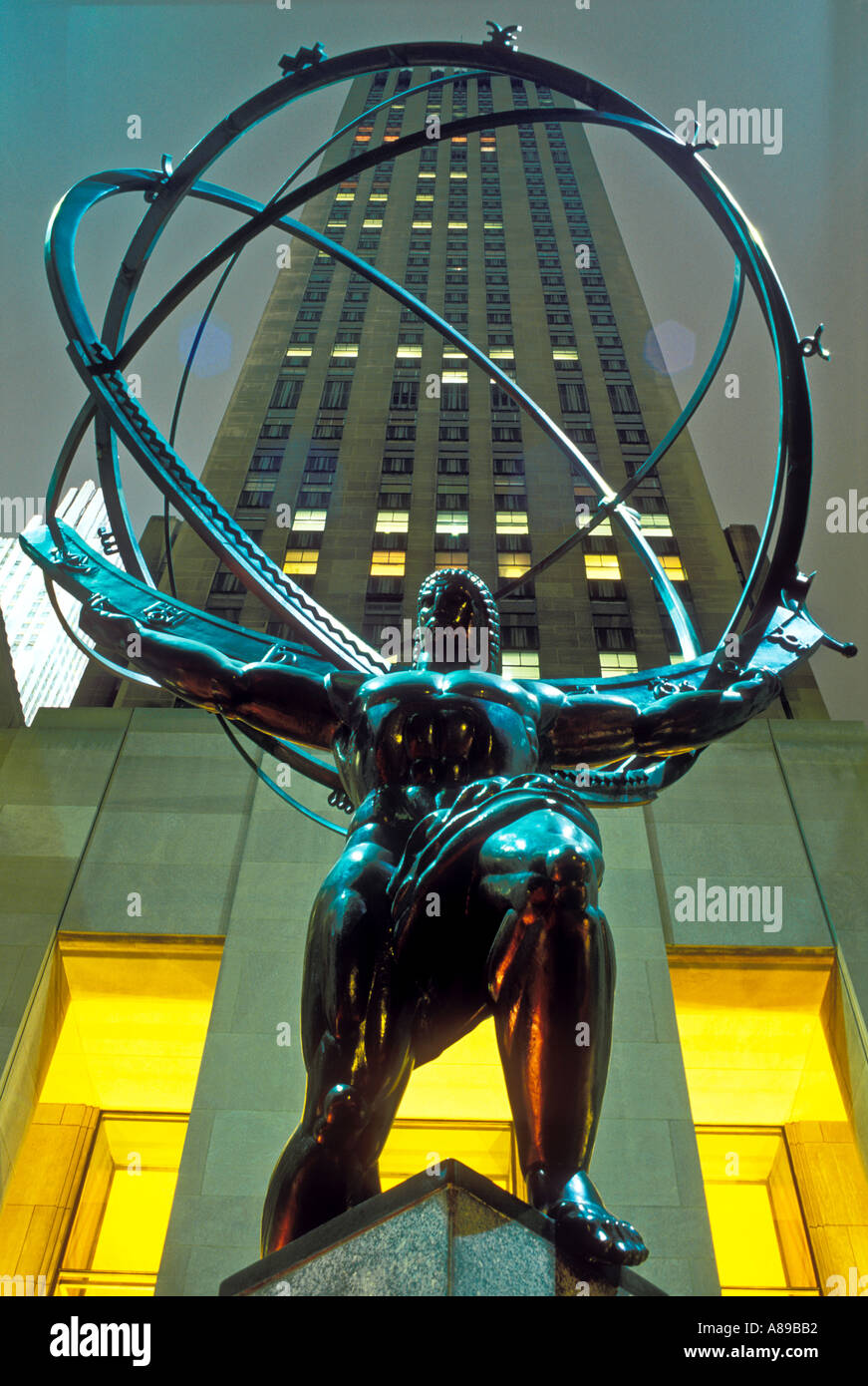 États-unis New York New York Rockefeller Center Statue d'Atlas Banque D'Images