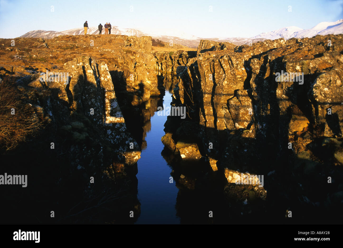 Fracture dans la croûte de la terre visible en Islande Banque D'Images