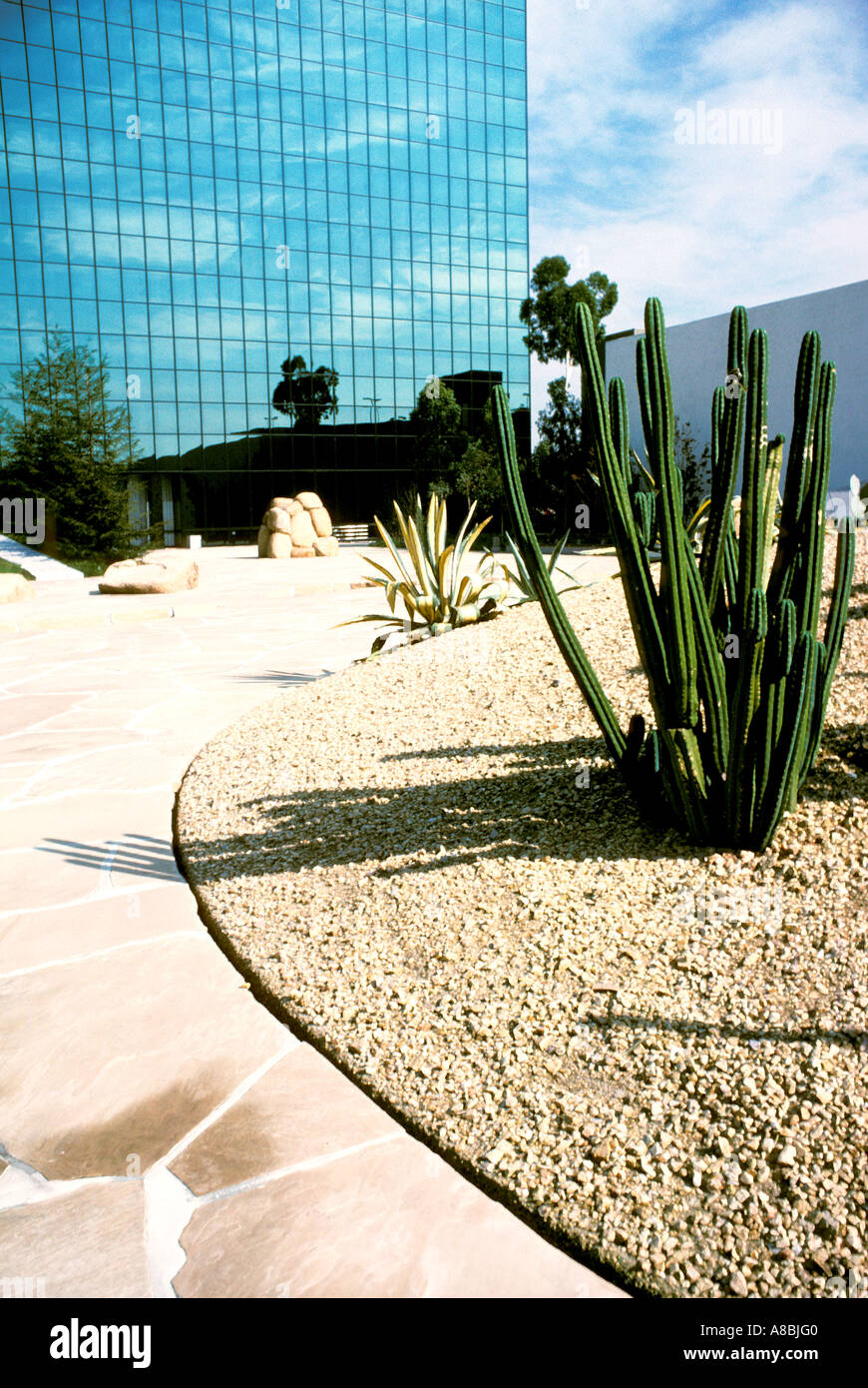 Costa Mesa, Californie Noguchi Art Sculpture Garden Banque D'Images