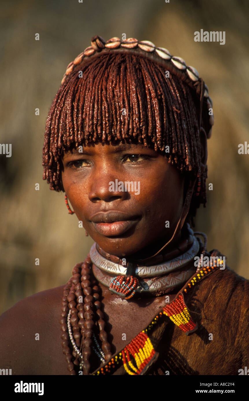 Hamer girl , Turmi, Sud Vallée de l'Omo, en Ethiopie Banque D'Images