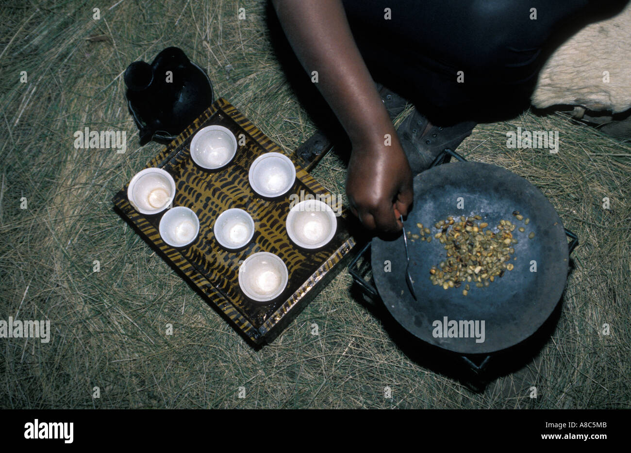 Cérémonie du café , Éthiopie , Lalibela Banque D'Images