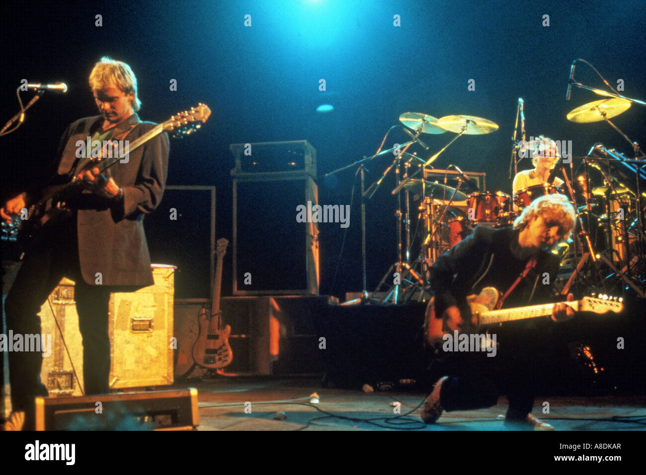 - La police de groupe avec de gauche Sting, Andy Summers et Stuart Copeland à la batterie Banque D'Images