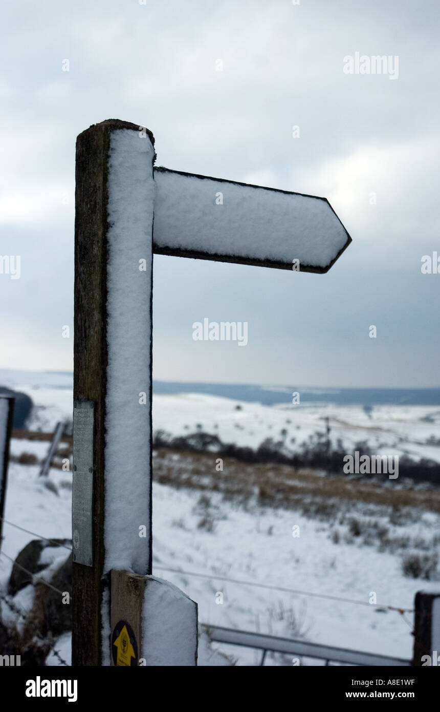 La neige a couvert près de Marcilly sur Vienne dans les Brecon Beacons Banque D'Images