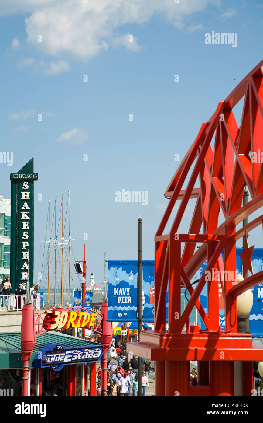 CHICAGO Illinois signe sur l'extérieur du théâtre de Shakespeare à Navy Pier arc rouge en 3D Banque D'Images