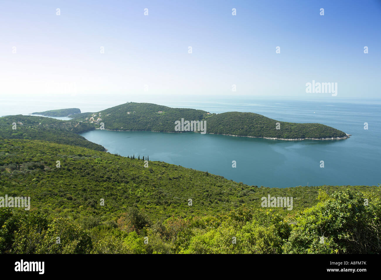 La côte près de la vallée de Konavle au sud de Dubrovnik Cavtat Dalmatie côte Adriatique Croatie Adria Banque D'Images