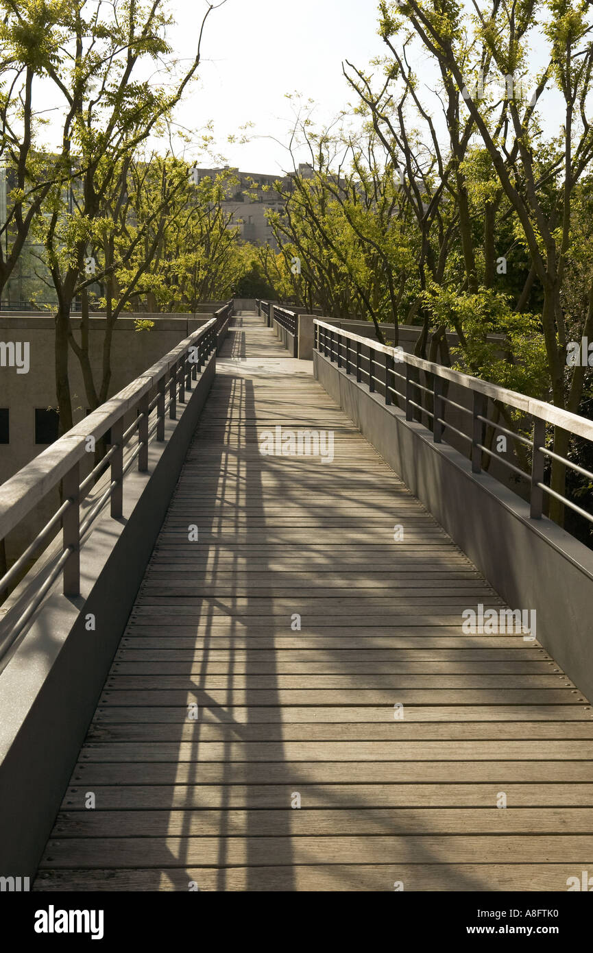 Passerelle, Parc André Citroën, Paris Banque D'Images