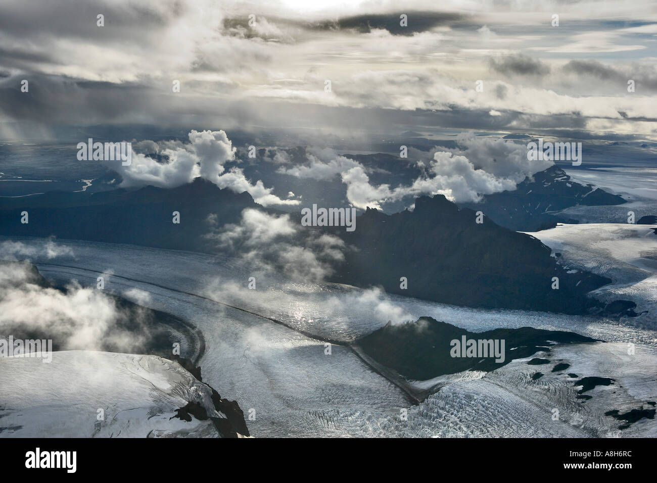 Vue aérienne de la Glacier de Vatnajokull en ordre décroissant jusqu'à la mer l'Islande Banque D'Images
