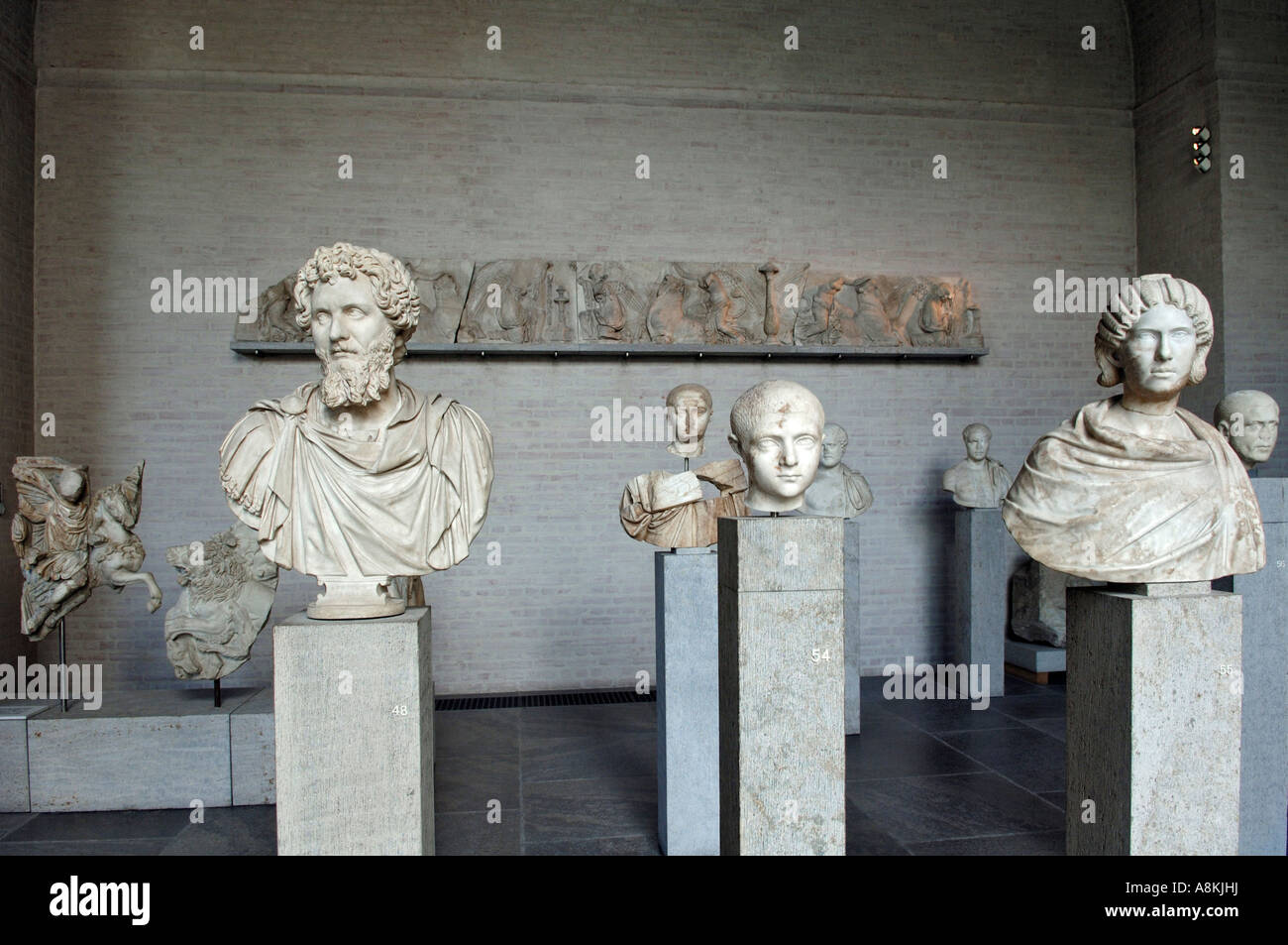 Hall de portraits romains, Glyptothèque de Munich, Bavière, Allemagne Banque D'Images