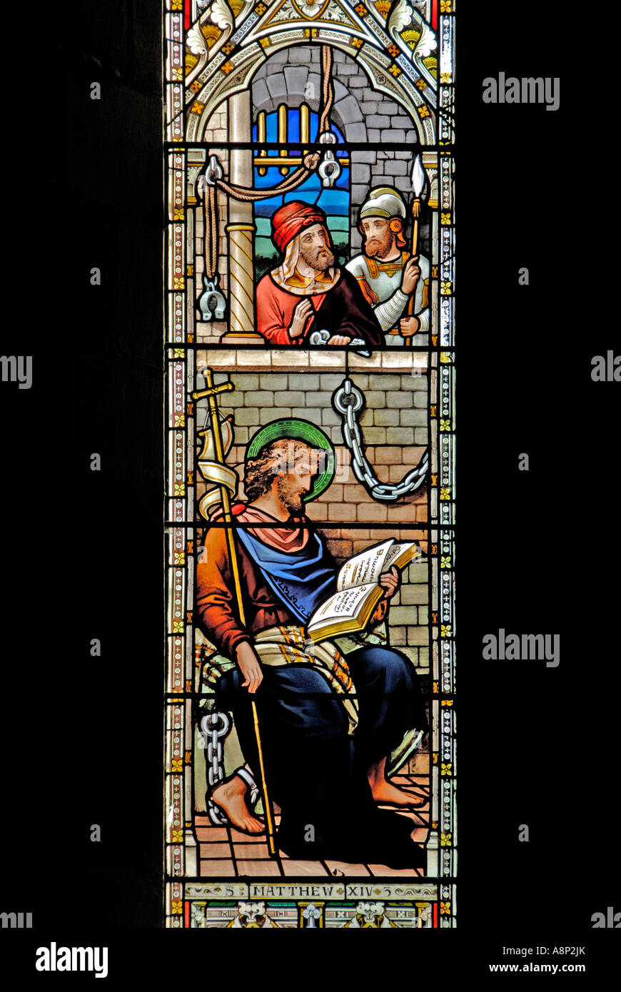 Jean le Baptiste en prison, fenêtre à l'église de Saint Michel et de tous les Anges, Bootle. Parc National de Lake District, Cumbria. Banque D'Images Jean le Baptiste en prison, fenêtre à l'église de Saint Michel et de tous les Anges, Bootle. Parc National de Lake District, Cumbria. Banque D'Images