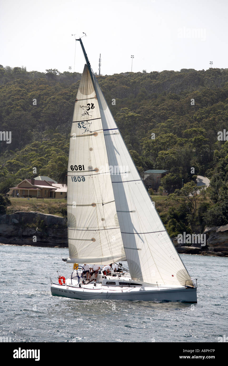 Yacht à voile à Watson Bay Port de Sydney, Nouvelle Galles du sud , Australie Banque D'Images