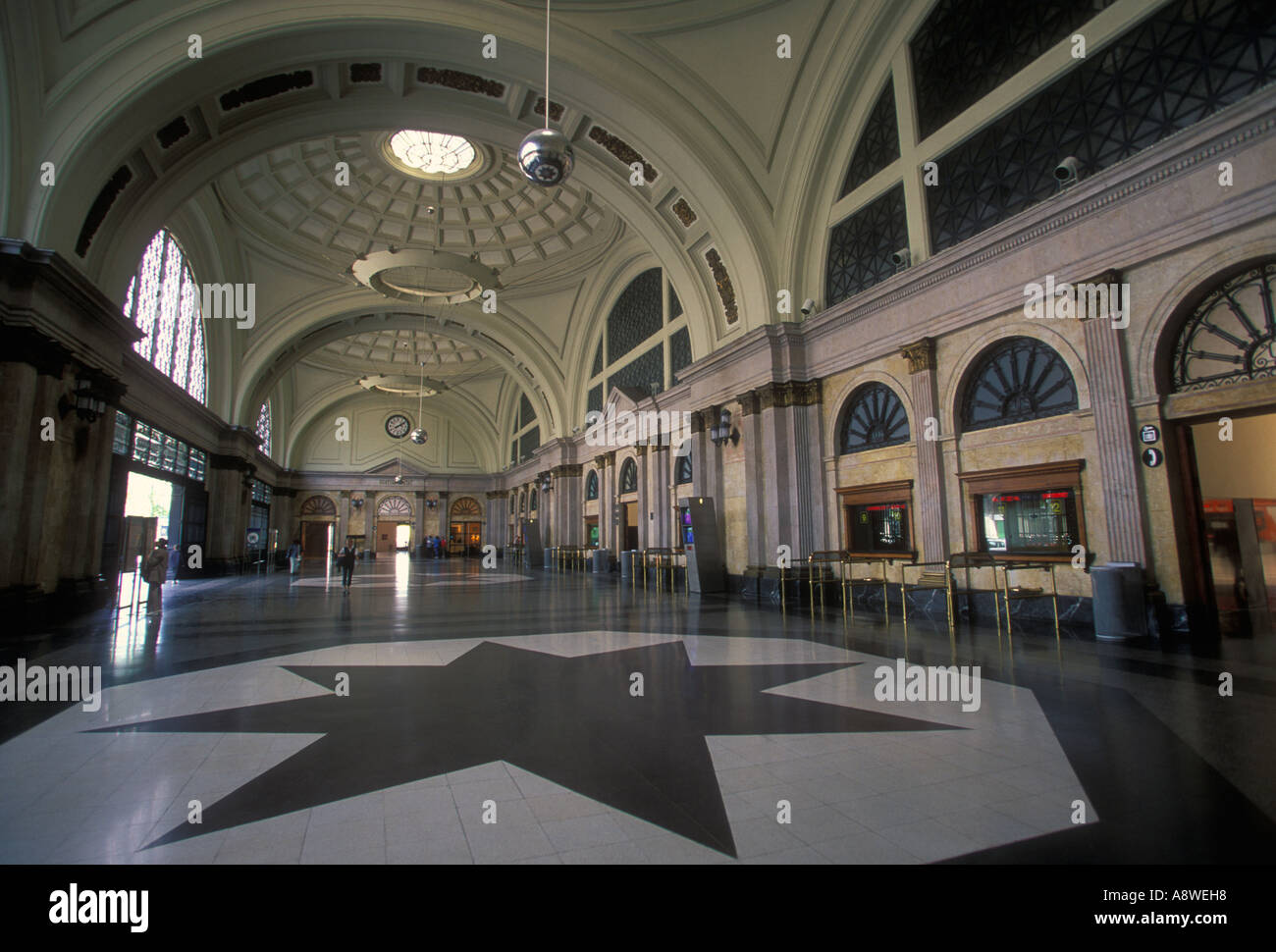 Hall, réception, franca la gare, gare, gare, chemin de fer, conçu par pedro muguruza, Barcelone, Barcelone, Espagne, Europe province Banque D'Images