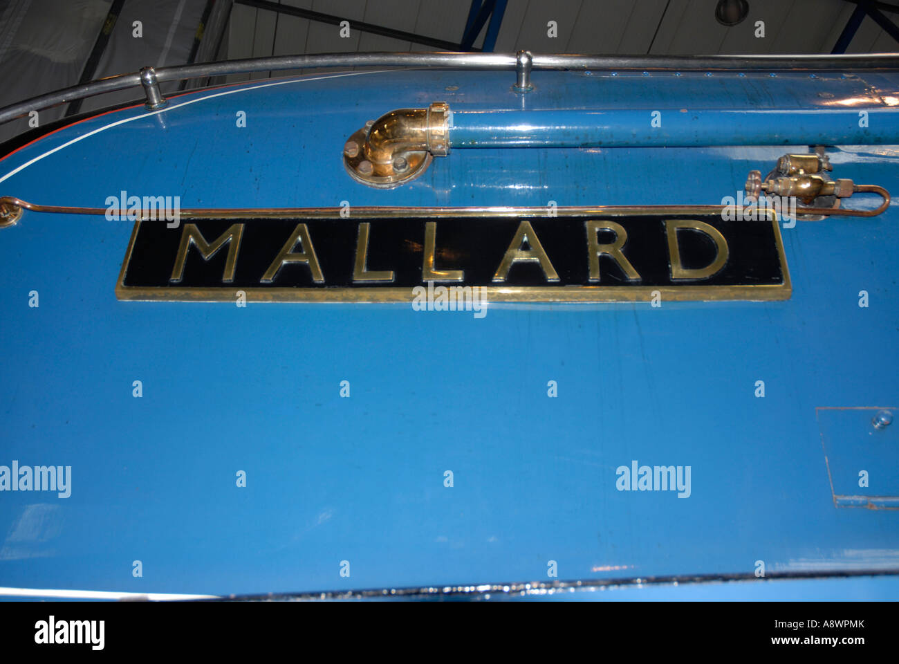 La plaque du constructeur de Mallard au National Railway Museum, York, Angleterre Banque D'Images